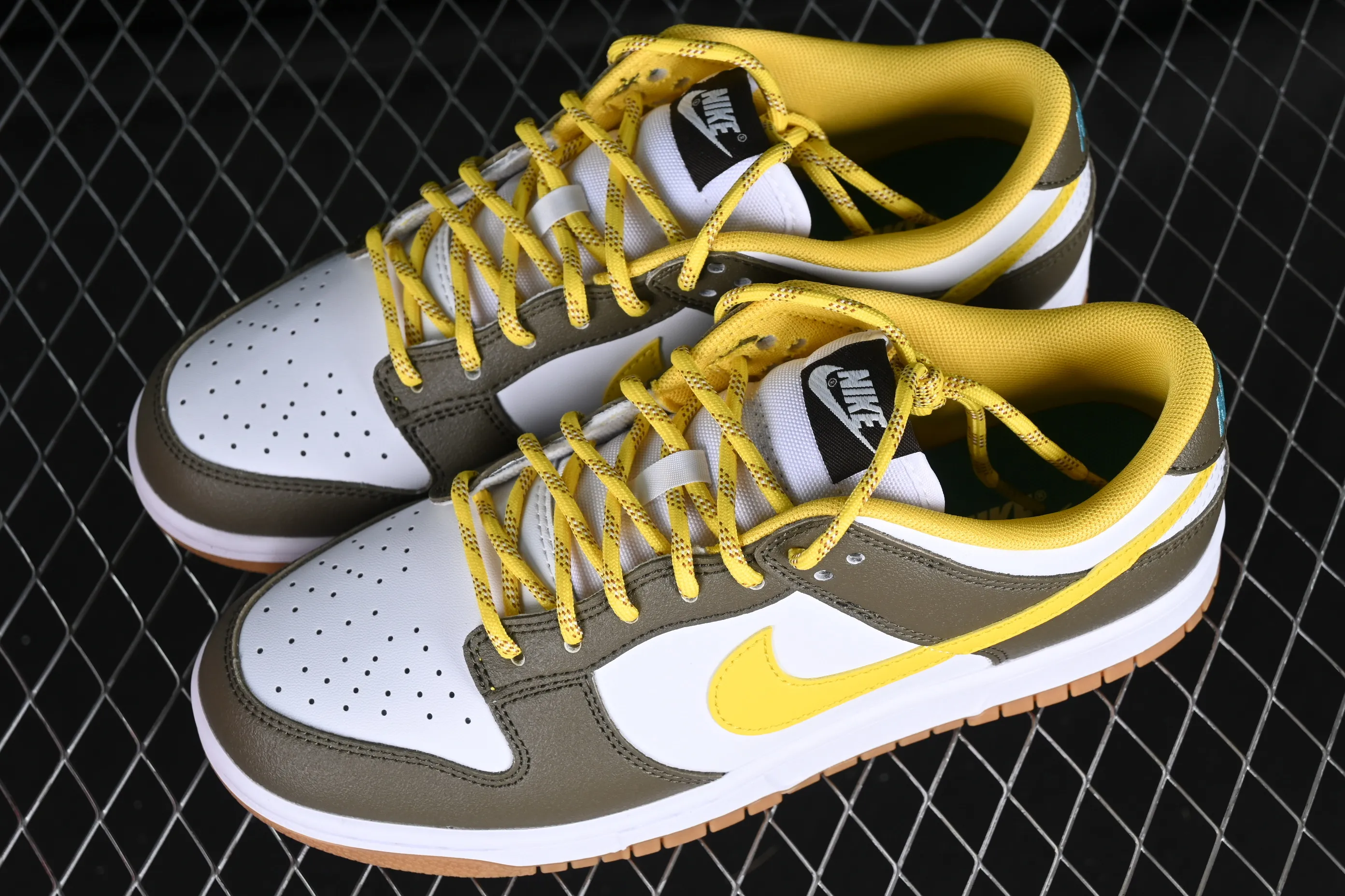 All categories Nk SB Dunk series Nk SB Dunk Low low-top sneakers K version Nk Dunk Low Retro Low Prm "Avocado" avocado SB low-top casual sneakers FV3629-371